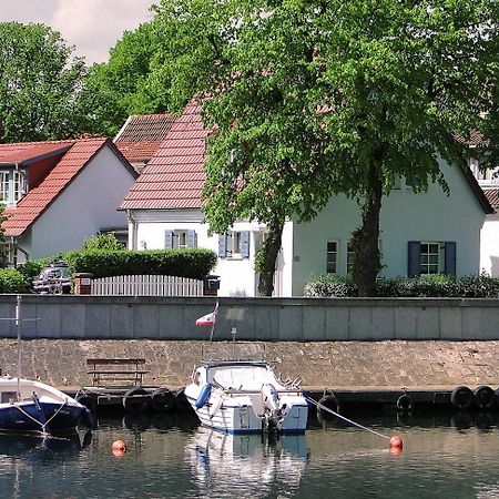 Auster, Direkt Am Alten Strom Rostock Eksteriør billede